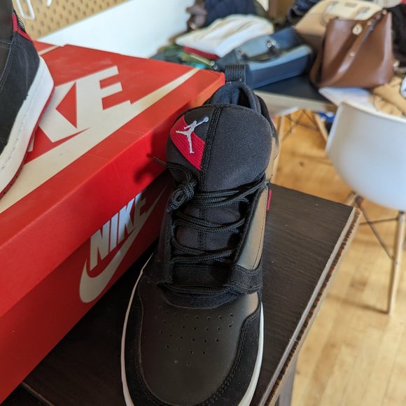 NIKE JORDAN FADE AWAY - Picture 3 of 10